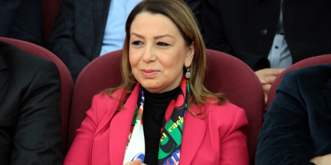 'Türk milletinin kahramanlığı destanlar yazar'