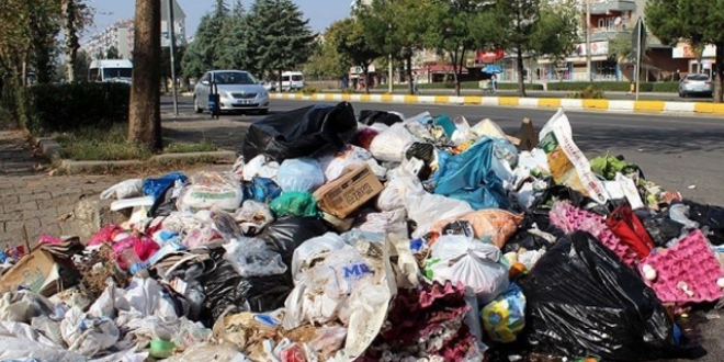 DBP'li belediyenin hizmeti aksatması vatandaşı bezdirdi