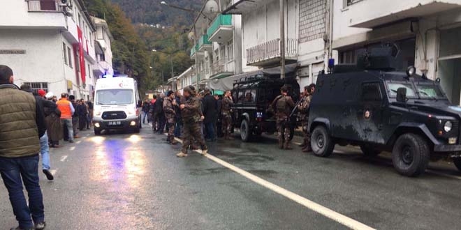 Rize'de köy kahvehanesine silahlı saldırı: 2 ölü