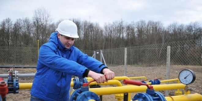 N�fusu 10 bini a�an il�elere do�algaz da��t�m d�zenlemesi