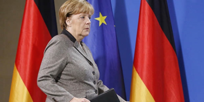 Merkel'den Türkiye'ye basın özgürlüğü eleştirisi