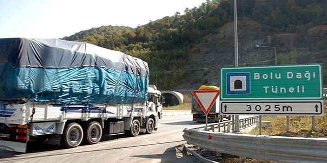 Bolu Dağı Tüneli ulaşıma kapandı