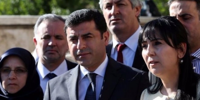 Başbakanlık'tan dünya basınına 'HDP' açıklaması