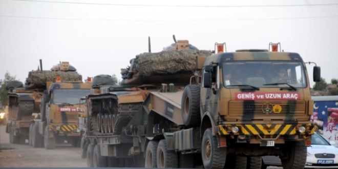 Sınıra tank ve zırhlı araç sevkiyatı
