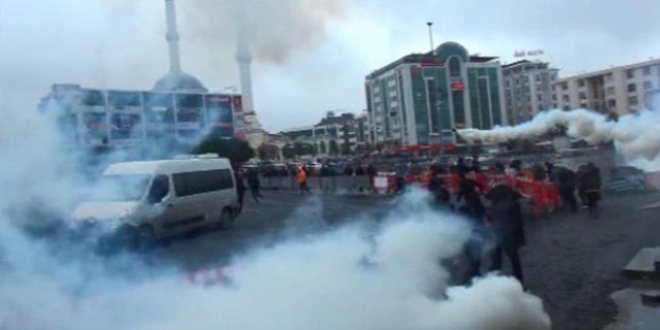 Ankara'da HDP protestosuna polis mdahalesi