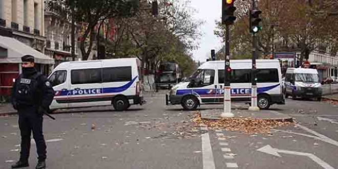 Türkiye'nin Paris Büyükelçiliği binasına molotoflu saldırı