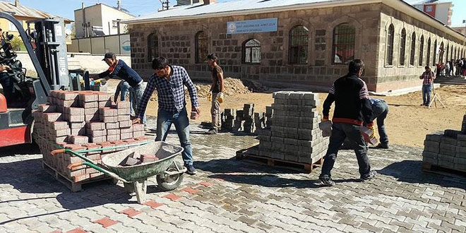 G�revlendirme yap�lan belediyeler halkla b�t�nle�iyor