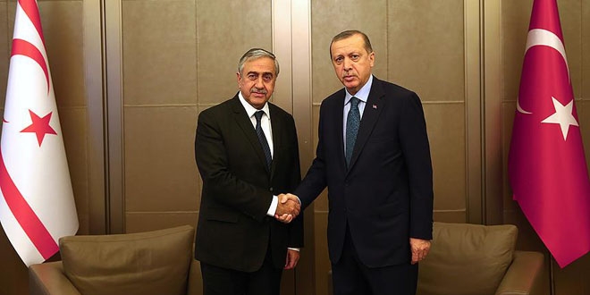 Erdoğan, Akıncı ile bir araya geldi