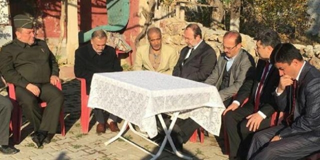 Başkan Görmez, 15 Temmuz şehidinin evinde