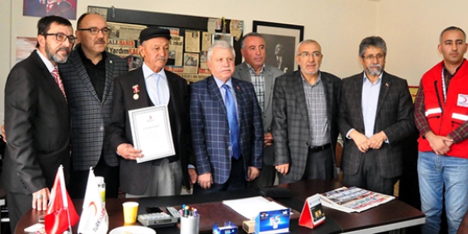 Hayırseverden Türk Kızılayına arsa bağışı