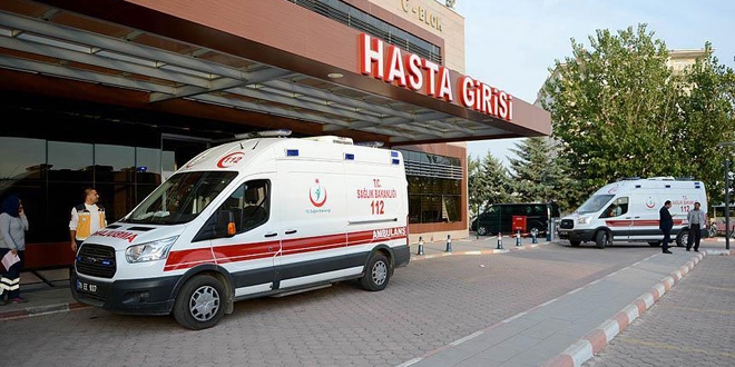Yaralı 14 ÖSO mensubu Kilis'te tedavi altında