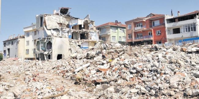 Fikirtepe'ye neşter vuruldu