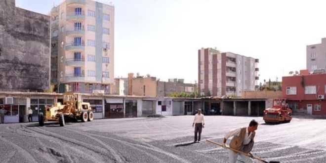KHK ile görevlendirme yapılan Nusaybin'de asfalt çalışmalarına hız verildi