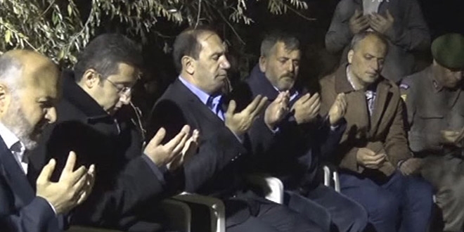 Vali Işık, yangında 2 kızlarını kaybeden aileyi ziyaret etti
