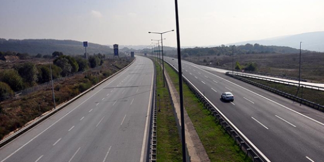 Bölünmüş yollarla 16,5 milyar lira tasarruf sağlandı
