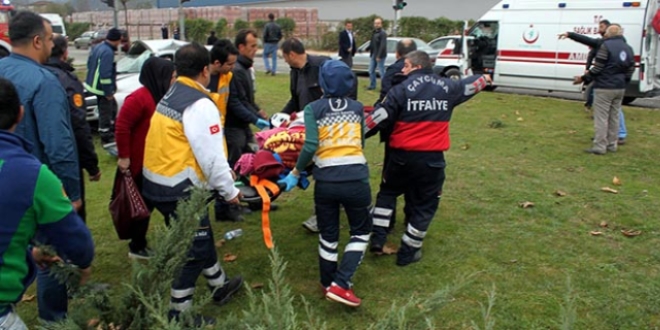Zonguldak'ta ambulans kaza yapt: 5 yaral