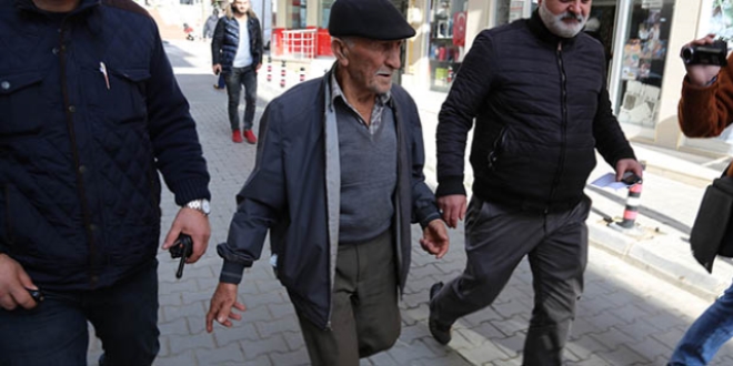 Güvenlik görevlisinin dikkati dolandırıcılığı önledi