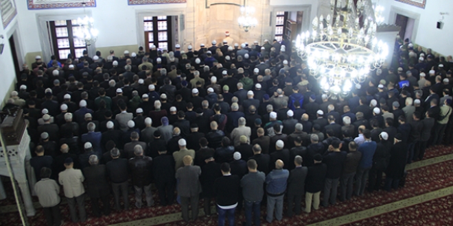 Şehit Kaymakam Safitürk için gıyabi cenaze namazı kılındı