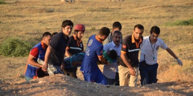 Yamaçtan yuvarlanan kaya üzerine düşen kişi öldü