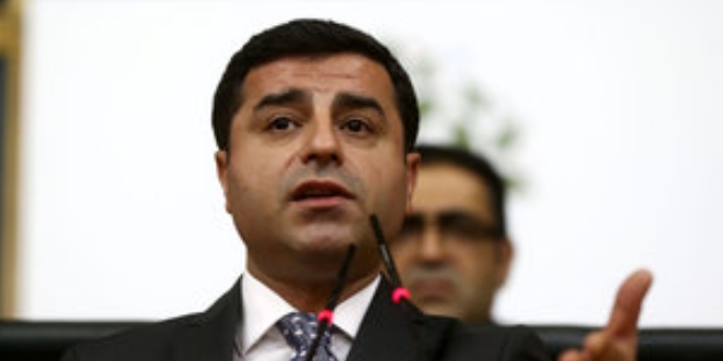 Selahattin Demirtaş ve Figen Yüksekdağ AYM'ye başvurdu