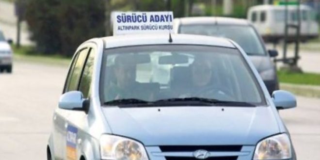 'Yılda 1,5 milyon kursiyere sürücü eğitimi veriliyor'