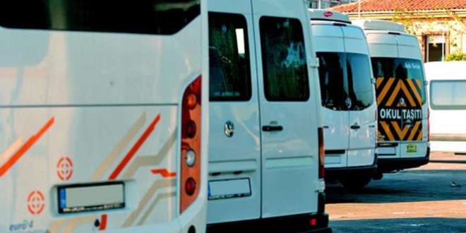 İstanbul'un yolcu yükünü servisler omuzluyor