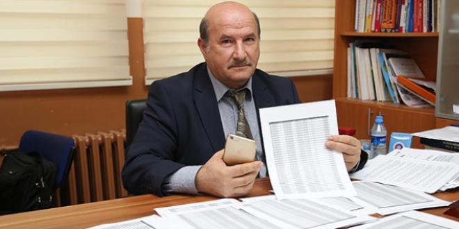 Öğretim üyesinin telefon faturası zaferi