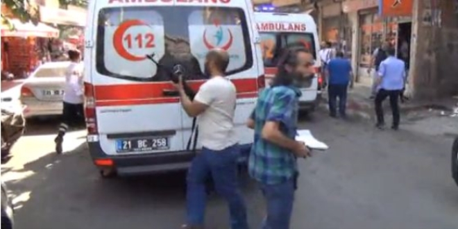 Diyarbakr'da polis ekibine silahl saldr: 1 polis yaral