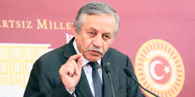 'Anayasa nasıl olursa olsun resmi dil Türkçe'
