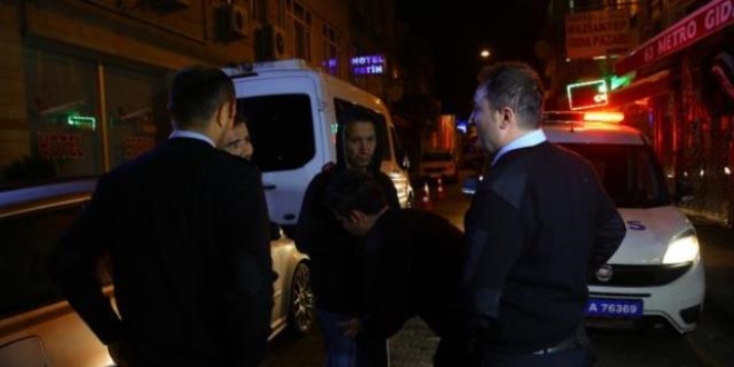 Yabancı uyruklu yaklaşık 30 kişi gözaltına alındı