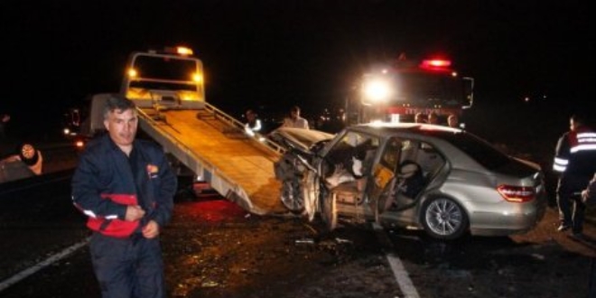 Sakarya'da zincirleme trafik kazası: 3 yaralı