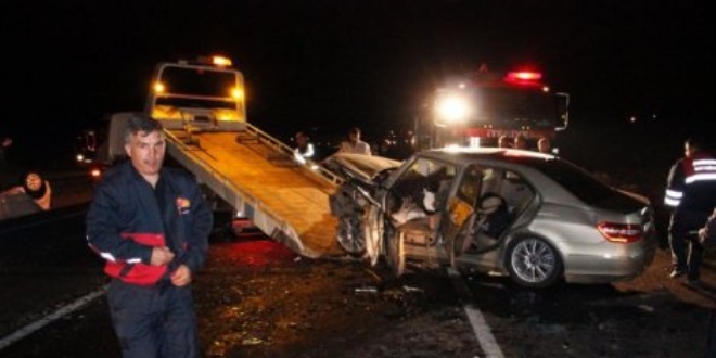 Sakarya'da zincirleme trafik kazas: 3 yaral