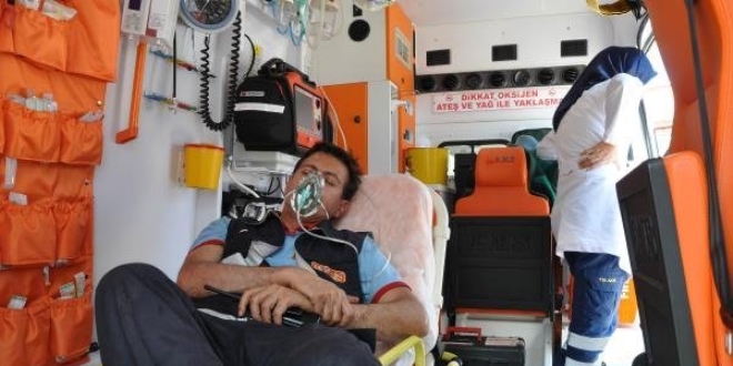 Malatya'da 3'ü itfaiye eri 8 kişi, tinerden zehirlendi