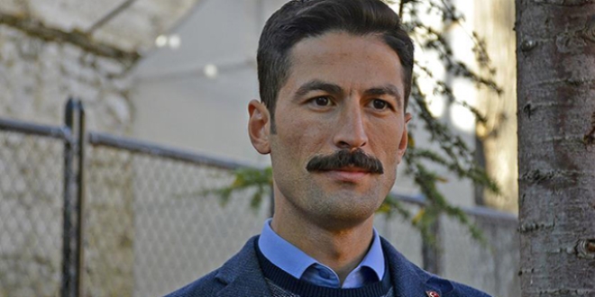 'Derik'te millete hizmete devam edece�iz'