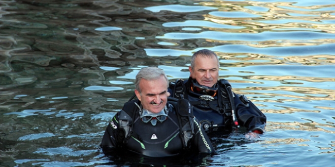 Antalya Valisi Karalo�lu dal�� yapt�