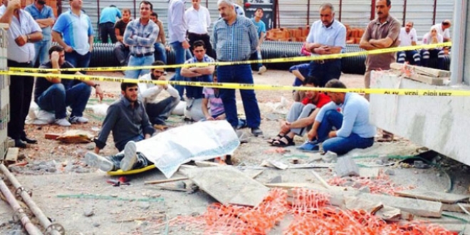 İnşaatın üçüncü katından düşen işçi öldü