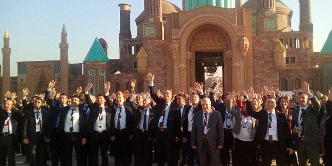 Ankara'ya gelen 300 öğretmen Ankapark'ı gezdi