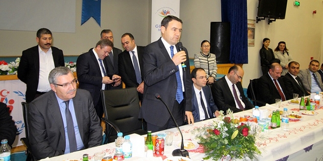 'Size yalvarıyorum, lütfen öğrencilerinize anlatın'