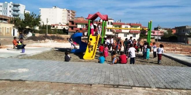 Grevlendirme yaplan Belediye'den 11 yeni oyun park