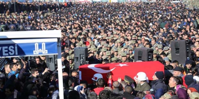 Piyade Er Karaca Erzurum'da toprağa verildi