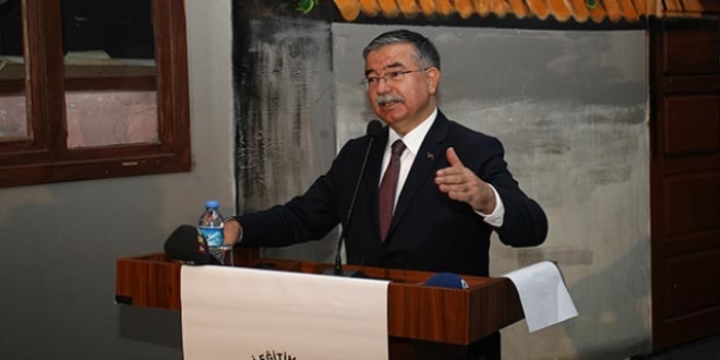 'Müfredatımıza 15 Temmuz şanlı demokrasi destanını alacağız'