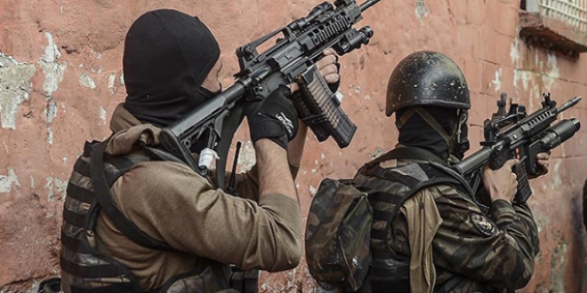 Tunceli ve Hakkari'de 5 terörist etkisiz hale getirildi