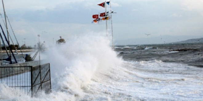Meteorolojiden 'denizlerde f�rt�na' uyar�s�