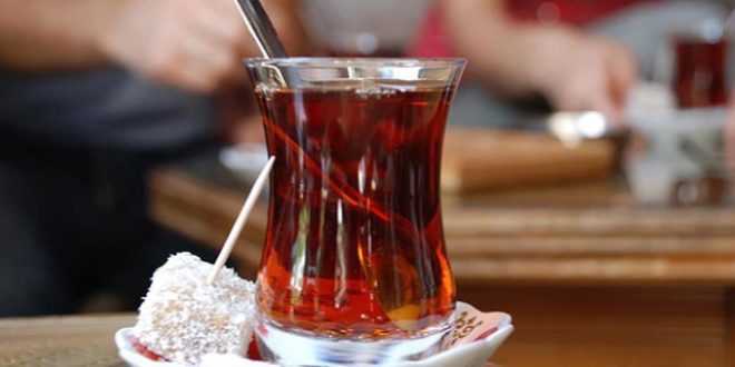 TBMM'de milletvekili ve personel çayı tercih etti