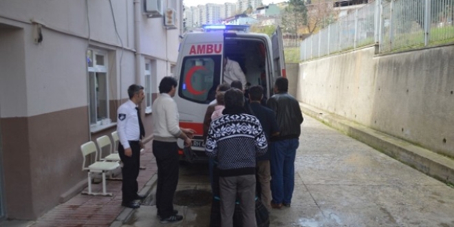 Gazdan zehirlenen anne öldü, kızı tedavi altına alındı