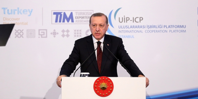 Erdoğan: Aç tavuk kendini buğday ambarında sanırmış