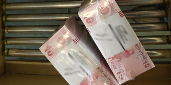Polislerden FETÖ için 'her ay 10 lira' toplamışlar