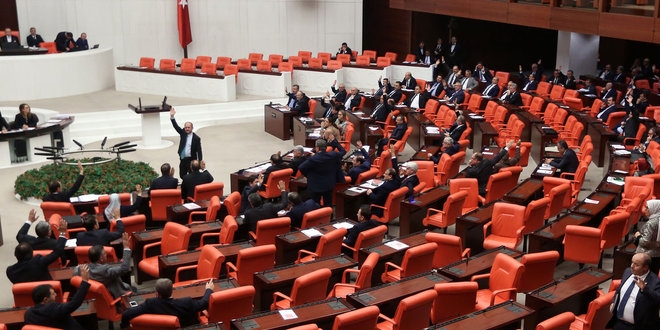 Üniversitelerdeki disiplin cezaları yeniden düzenleniyor