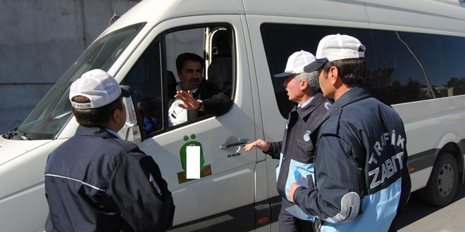 Ankara'da okul servislerine kış denetimi