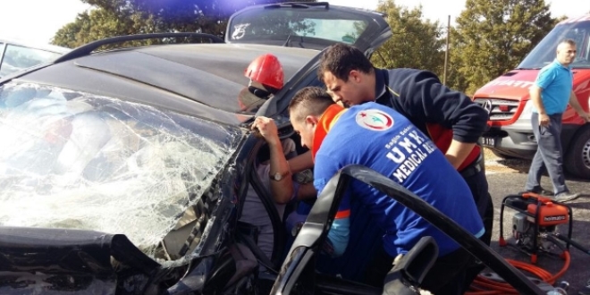 Uşak'ta trafik kazası : 9 yaralı